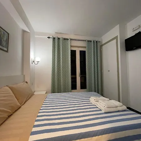 P&r Hostals Maria Rosa Guest house