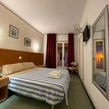 P&r Hostals Maria Rosa Maison d'hôtes Tossa de Mar