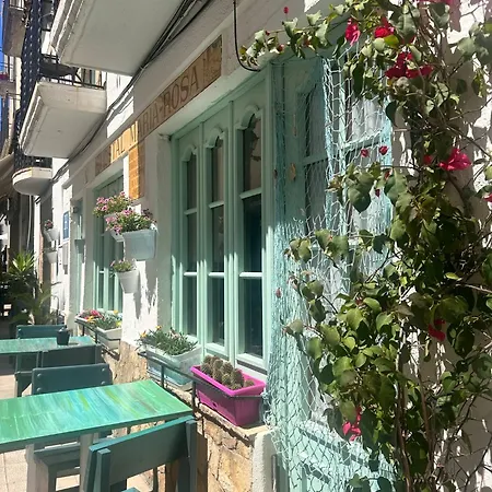 P&r Hostals Maria Rosa بيت ضيافة *
