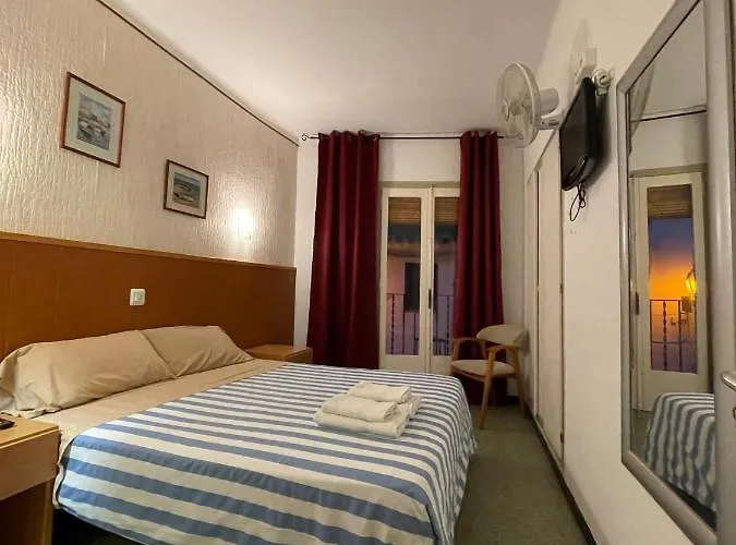 P&r Hostals Maria Rosa بيت ضيافة توسا ذي مار