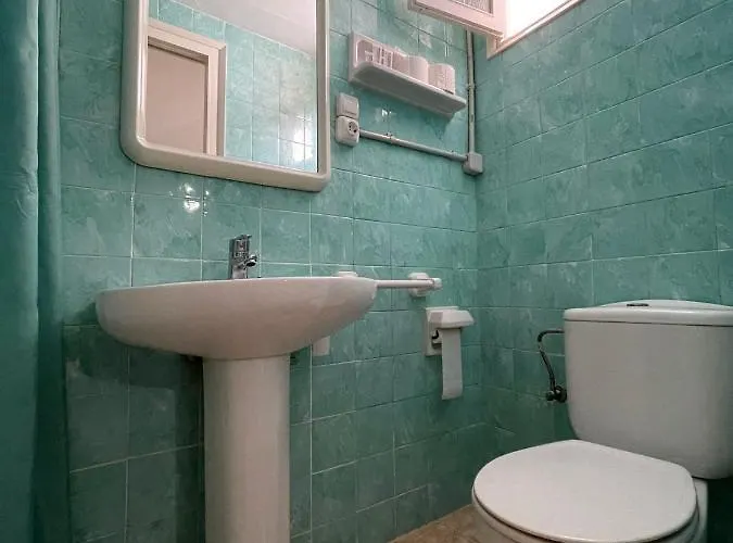 بيت ضيافة P&r Hostals Maria Rosa